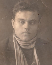 Полынцев Макар Мефодьевич.